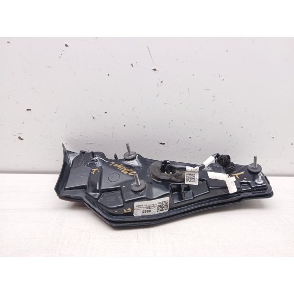 Recambio de piloto trasero derecho interior para mazda cx-30 (dm, dt, ed) skyactiv-g m hybrid referencia OEM IAM DFR5513F0 92400