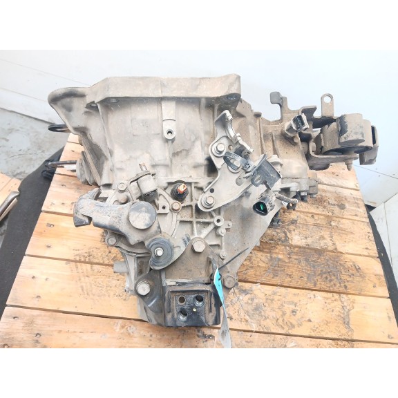 Recambio de caja cambios para kia cee´d hatchback (ed) 1.4 referencia OEM IAM TBJ5G  