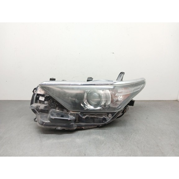 Recambio de faro izquierdo para toyota auris (_e18_) 1.8 hybrid (zwe186_) referencia OEM IAM 8115002K30  