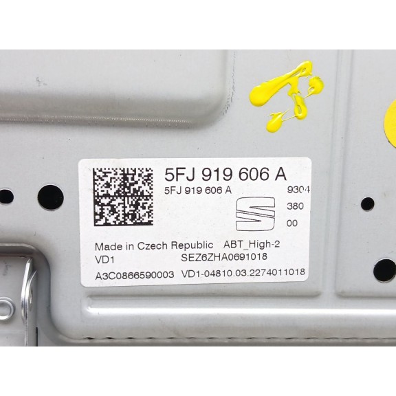 Recambio de pantalla multifuncion para seat arona (kj7, kjp) 1.0 tsi referencia OEM IAM 5fj919606a  