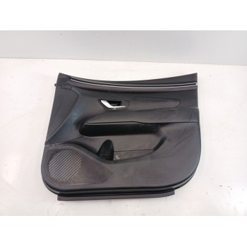 GUARNECIDO PUERTA DELANTERA DERECHA 82386N7000 