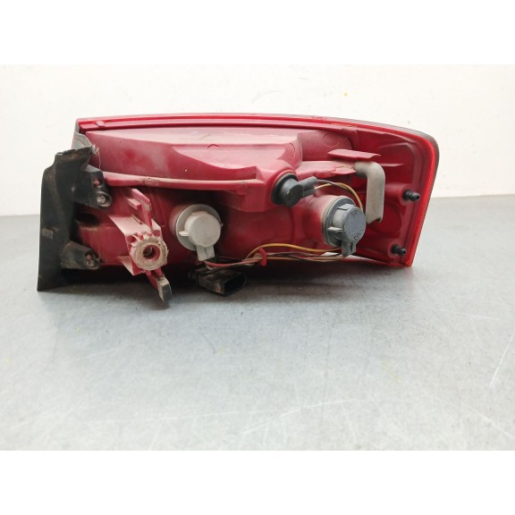 Recambio de piloto trasero derecho para audi a5 (8t3) 2.7 tdi referencia OEM IAM 8T0945095  