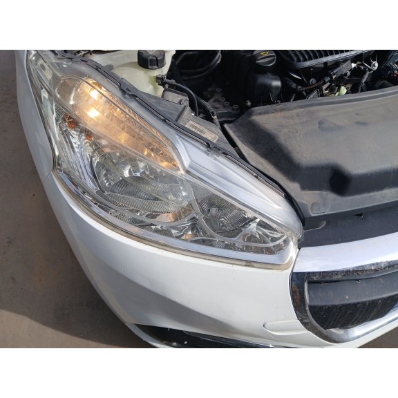 Recambio de faro derecho para peugeot 208 i (ca_, cc_) 1.2 puretech 82 referencia OEM IAM   