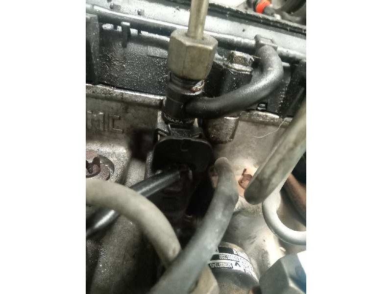 Recambio de inyector para renault kangoo (f/kc0) alize referencia OEM IAM 543DA35A  