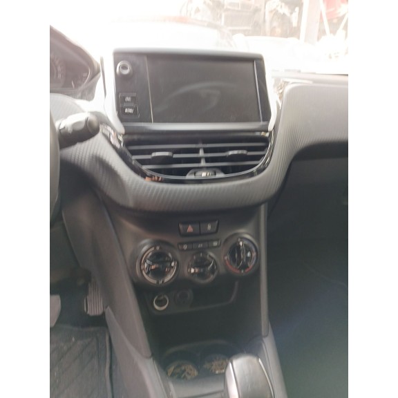 peugeot 208 i (ca_, cc_) del año 2018