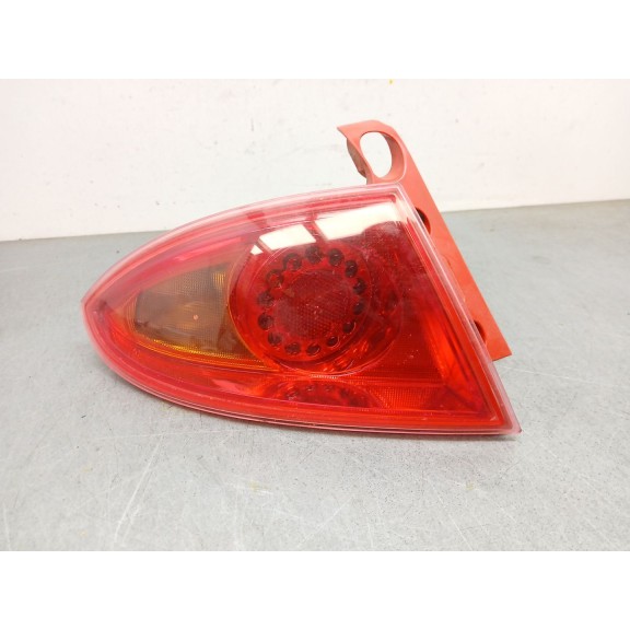 Recambio de piloto trasero izquierdo para seat leon (1p1) 1.6 tdi referencia OEM IAM 1P0945095F  