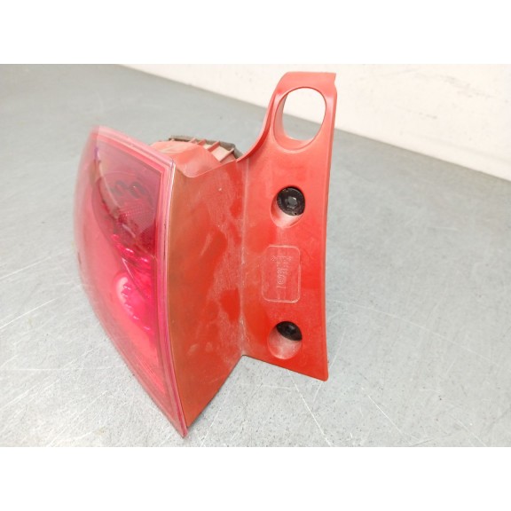 Recambio de piloto trasero izquierdo para seat leon (1p1) 1.6 tdi referencia OEM IAM 1P0945095F  