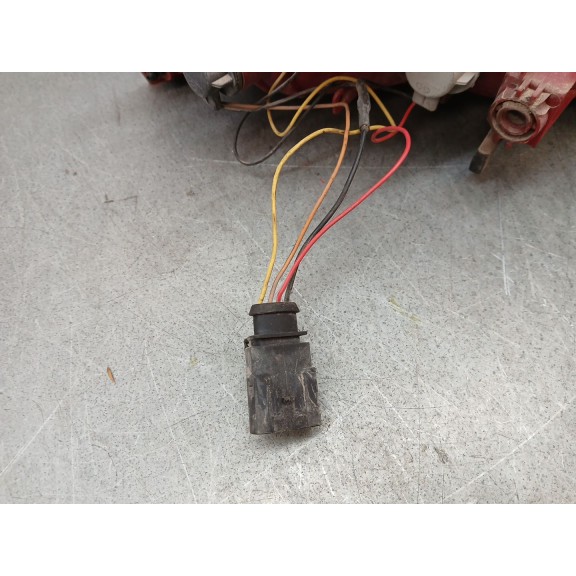 Recambio de piloto trasero izquierdo para audi a5 (8t3) 2.7 tdi referencia OEM IAM 8T0945096  