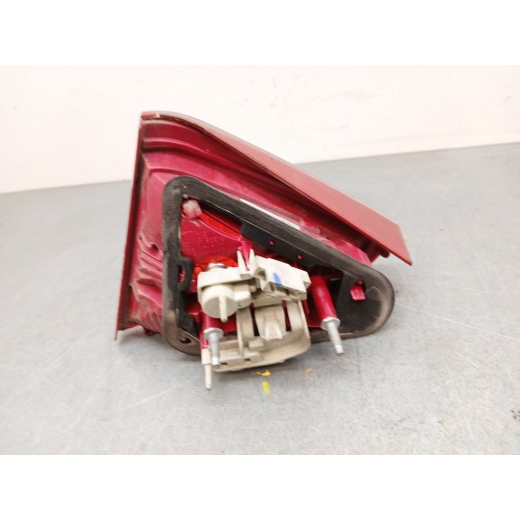 Recambio de piloto trasero izquierdo interior para audi a5 (8t3) 2.7 tdi referencia OEM IAM 8T0945093  