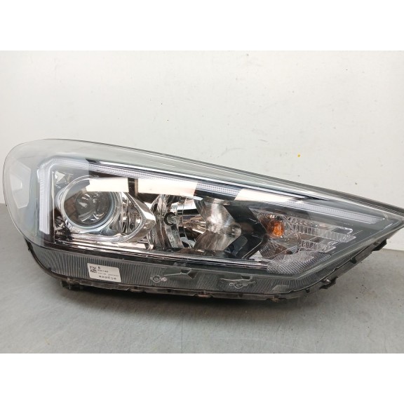 Recambio de faro derecho para hyundai tucson (tl, tle) 1.6 t-gdi referencia OEM IAM 92102D7600  