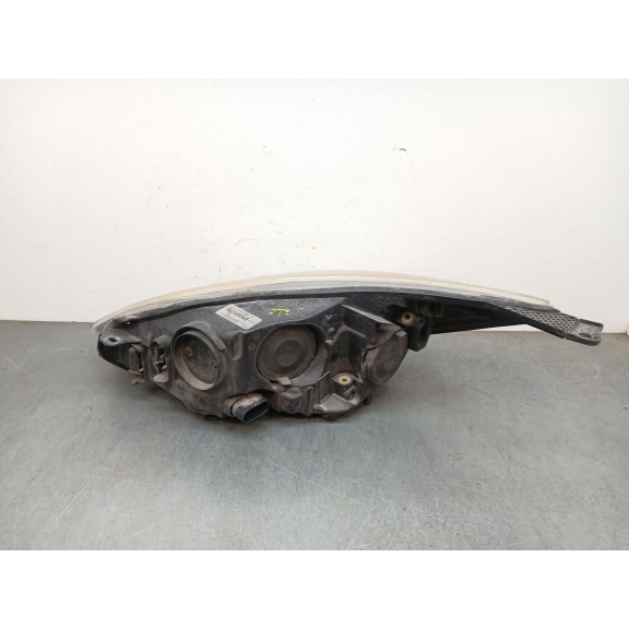 Recambio de faro derecho para ford focus iii sedán 1.6 tdci referencia OEM IAM BM5113W029CF  