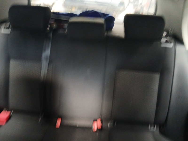 Recambio de asientos traseros para volkswagen golf vi (5k1) 1.6 tdi referencia OEM IAM   