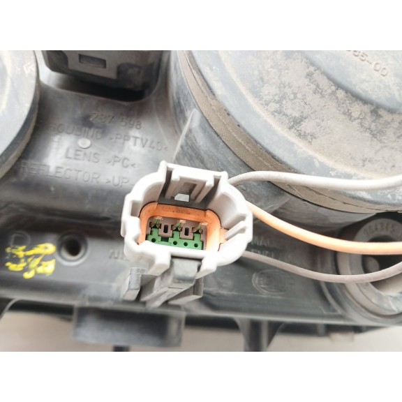 Recambio de faro izquierdo para nissan primera hatchback (p12) 1.6 referencia OEM IAM 26060AU800  