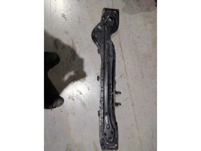 Recambio de travesaño superior para honda cr-v comfort 4x2 referencia OEM IAM   