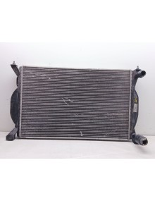 Recambio de radiador agua para audi a4 b7 (8ec) 2.0 tdi 16v referencia OEM IAM 8e0121251a  