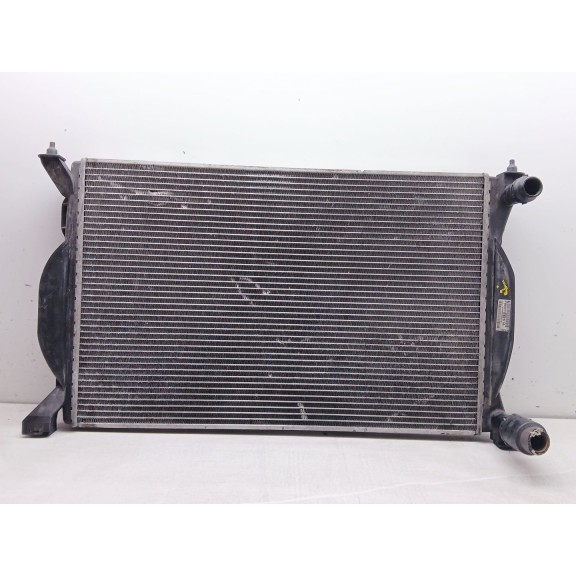 Recambio de radiador agua para audi a4 b7 (8ec) 2.0 tdi 16v referencia OEM IAM 8e0121251a  