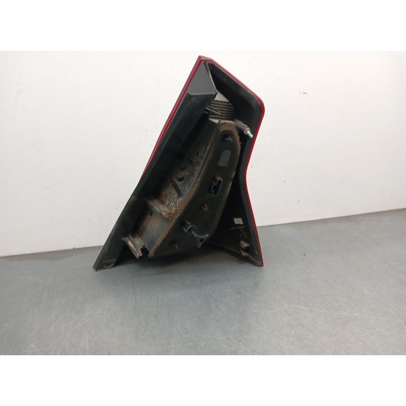 Recambio de piloto trasero izquierdo para dacia sandero 1.5 dci referencia OEM IAM 8200734825  1 SERIE