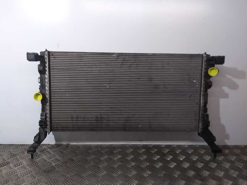Recambio de radiador agua para renault laguna coupe gt referencia OEM IAM 214000035R  