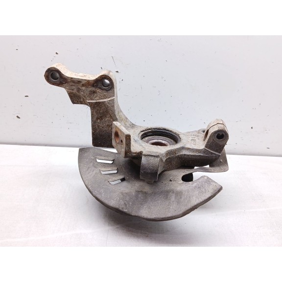 Recambio de mangueta delantera izquierda para kia carnival ii (gq) 2.9 crdi referencia OEM IAM   