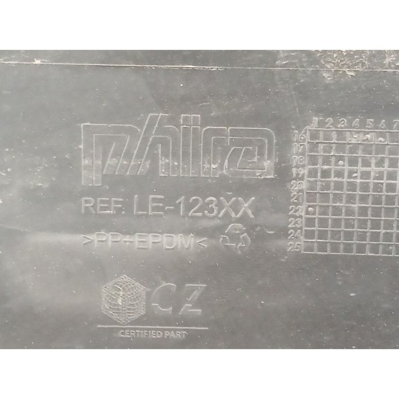 Recambio de paragolpes trasero para seat leon (5f1) 1.6 tdi referencia OEM IAM LE123XX 5f0807521 