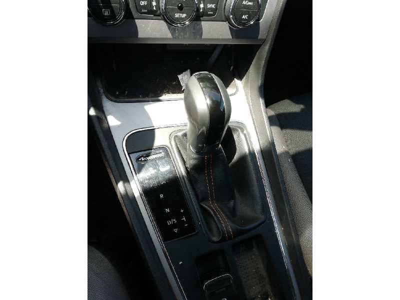 Recambio de palanca cambio para seat leon st (5f8) x-perience 4drive referencia OEM IAM  AUTOMATICO 