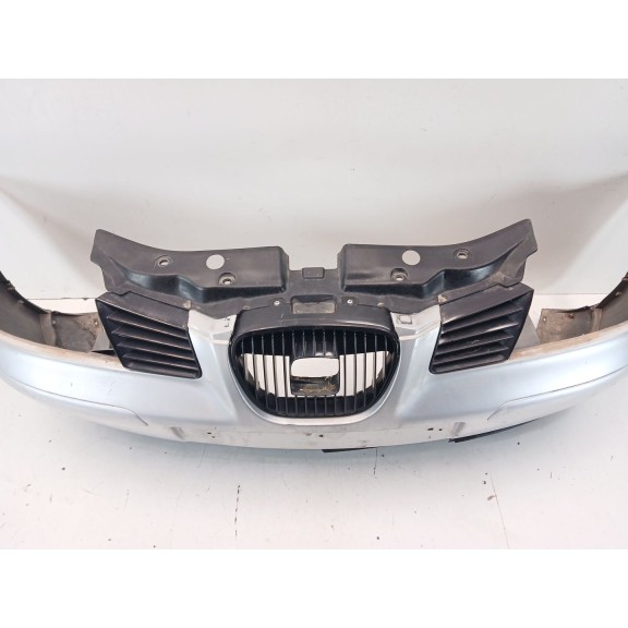 Recambio de paragolpes delantero para seat ibiza iii (6l1) 1.2 referencia OEM IAM 6L0805903  