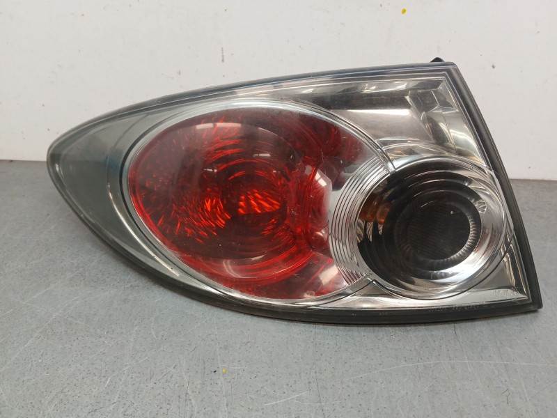 Recambio de piloto trasero izquierdo para mazda 6 hatchback (gg) 2.0 di (gg14) referencia OEM IAM 22061911  