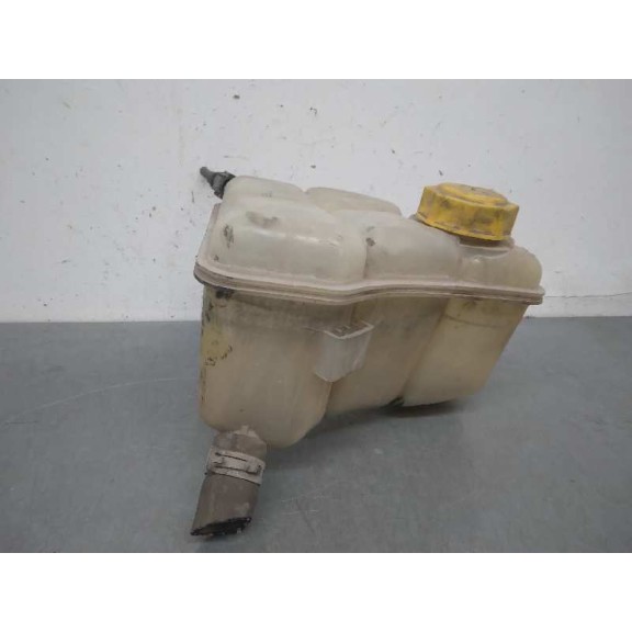 Recambio de deposito expansion para ford fiesta (cbk) ambiente referencia OEM IAM 3S618K218 OJO DOS MODELOS 