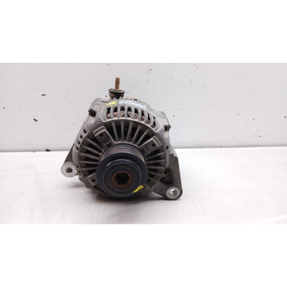 Recambio de alternador para jeep cherokee (kj) 2.4 cat referencia OEM IAM 56044532ad 1210004551 tn1210004551