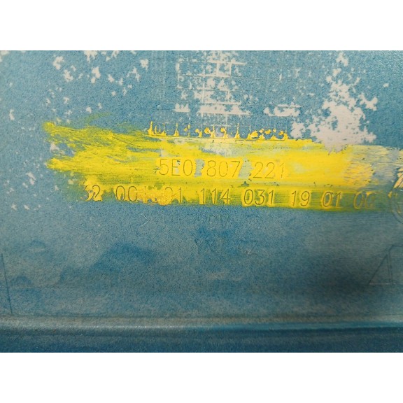 Recambio de paragolpes delantero para skoda octavia iii (5e3, nl3, nr3) 1.6 tdi referencia OEM IAM 5E0807221  