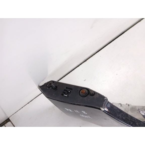 Recambio de paragolpes delantero para ford mondeo iv (ba7) 2.0 flexifuel referencia OEM IAM BS7117757A  