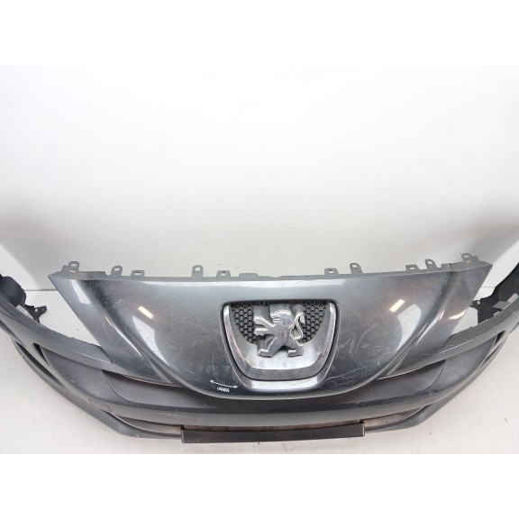 Recambio de paragolpes delantero para peugeot 208 1.6 16v referencia OEM IAM 9680484677  