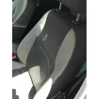 ASIENTO DELANTERO IZQUIERDO 