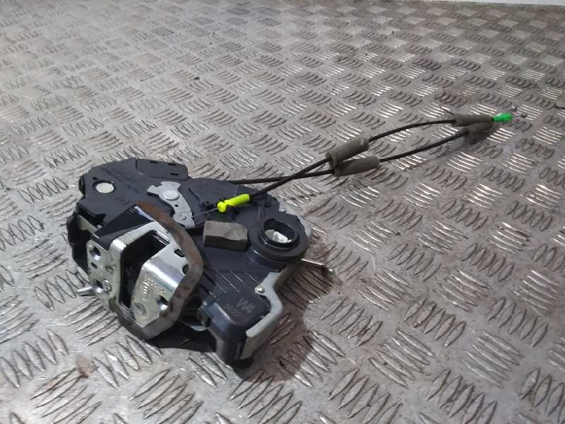 Recambio de cerradura puerta delantera derecha para lexus is 300h referencia OEM IAM A046693R  