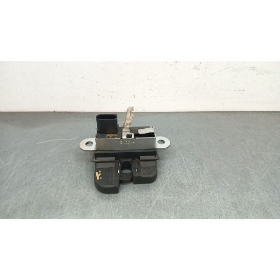 Recambio de cerradura maletero / porton para seat toledo iii (5p2) 2.0 tdi 16v referencia OEM IAM   