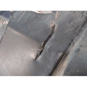 Recambio de paragolpes delantero para land rover discovery 2.7 td v6 cat referencia OEM IAM  CON SENSORES RAJADO