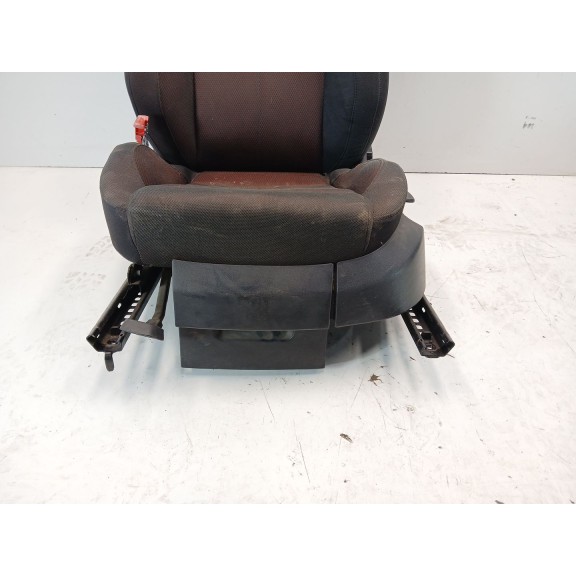 Recambio de asiento delantero izquierdo para seat leon (1p1) 2.0 tdi 16v referencia OEM IAM   