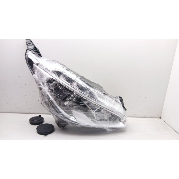 Recambio de faro derecho para peugeot 208 gt line referencia OEM IAM 9810805880  