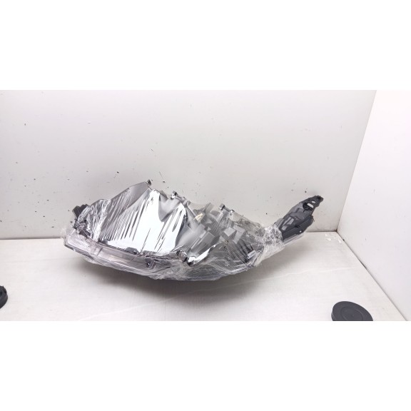 Recambio de faro derecho para peugeot 208 gt line referencia OEM IAM 9810805880  