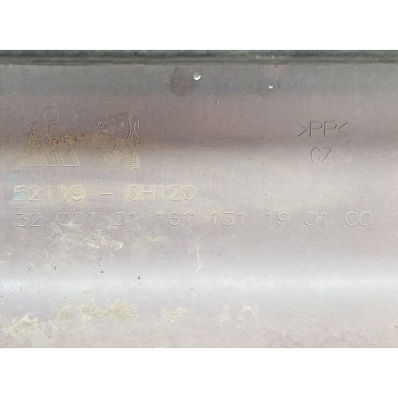 Recambio de paragolpes delantero para peugeot 108 1.2 referencia OEM IAM 521190H120  