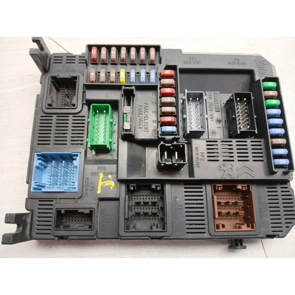 Recambio de centralita bsi para citroën c4 cactus 1.6 bluehdi 100 referencia OEM IAM 9807531680  