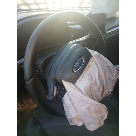 Recambio de volante para ford fiesta vii (hj, hf) 1.0 ecoboost referencia OEM IAM   