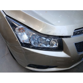 Recambio de faro derecho para chevrolet cruze (j300) 2.0 cdi referencia OEM IAM LHD12412  