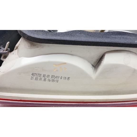 Recambio de piloto trasero izquierdo para bmw 3 (e90) 320 d referencia OEM IAM 63217154153 4871731 