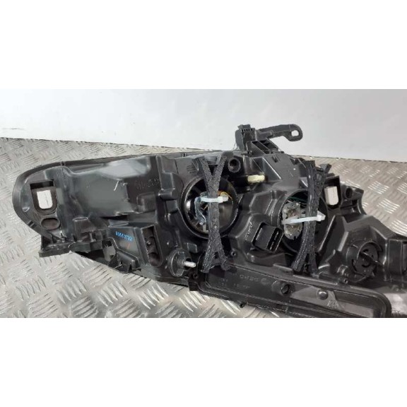 Recambio de faro izquierdo para peugeot 208 1.2 12v vti referencia OEM IAM 9810805780 2 SERIE NUEVO