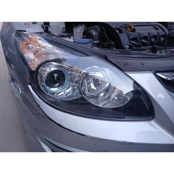 Recambio de faro derecho para hyundai i30 (fd) 1.4 referencia OEM IAM   