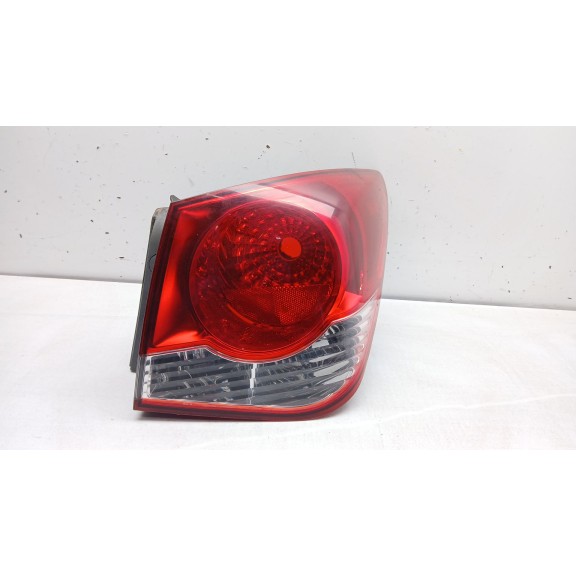 Recambio de piloto trasero derecho para chevrolet cruze (j300) 2.0 cdi referencia OEM IAM   