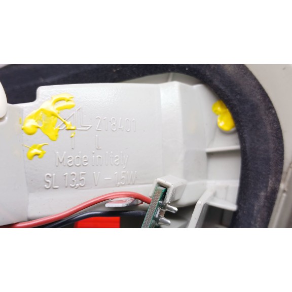 Recambio de piloto trasero izquierdo interior para bmw 3 (e90) 320 d referencia OEM IAM 4871733 218401 