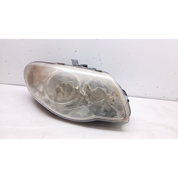 Recambio de faro derecho para chrysler voyager iv (rg, rs) 2.8 crd referencia OEM IAM 6240200000 04857830ac 