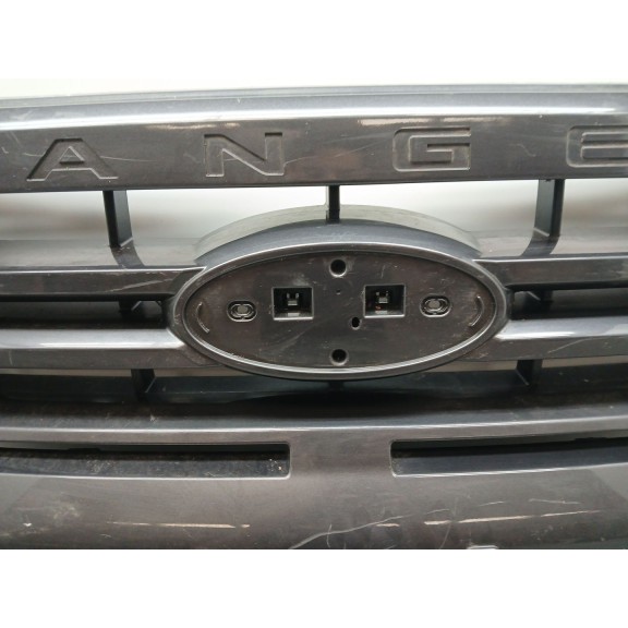 Recambio de rejilla paragolpes delantero para ford ranger (tke) 2.0 ecoblue 4x4 referencia OEM IAM JB3B8350B  